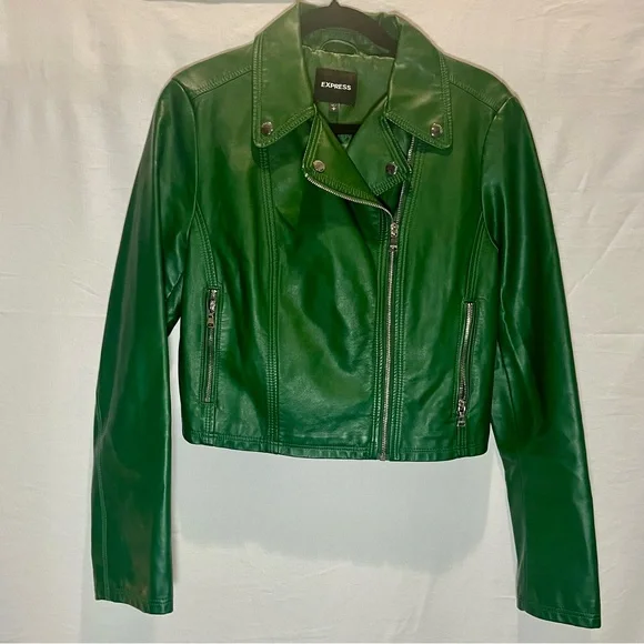 ☘️NWOT Express Women's Kelly Green Moto Faux Leather Jacket - Picture 1 of 4